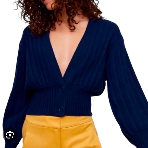 Wilfred Sweaters - Wilfred Thais Plunge Cardigan